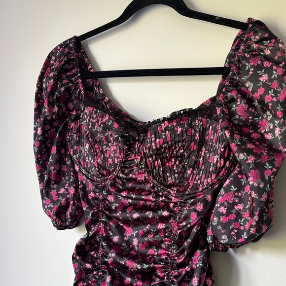 For love and lemon ❤️🍋 Floral Black and Pink Women's Dress size Medium - Picture 9 of 9